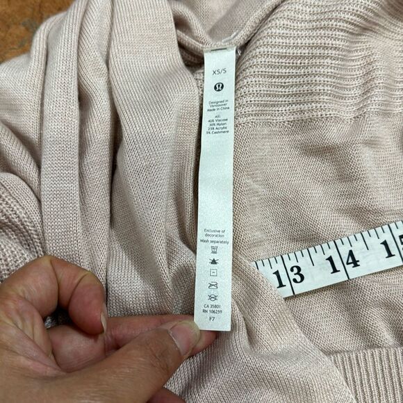 Lululemon Athletics Cashmere Blend Knit Wrap Pink Bliss Waterfall Draping XS/S - Picture 5 of 7